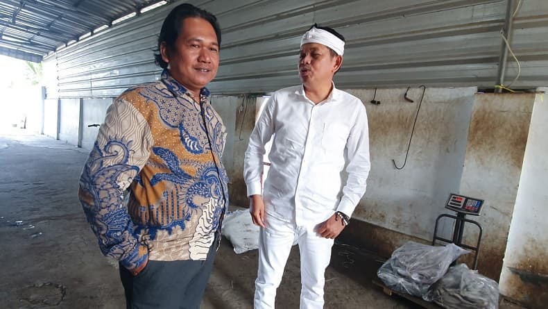 Inspiratif, Pria Tamatan SD Ini Sukses Jadi Saudagar Ikan di Cicinde Utara Karawang