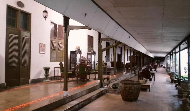 Mengintip Kaputren, Tempat Tinggal Putri Raja Keraton Solo Kini Hanya Dihuni Abdi Dalem Mengintip Kaputren, Tempat Tinggal Putri Raja Keraton Solo Kini Hanya Dihuni Abdi Dalem