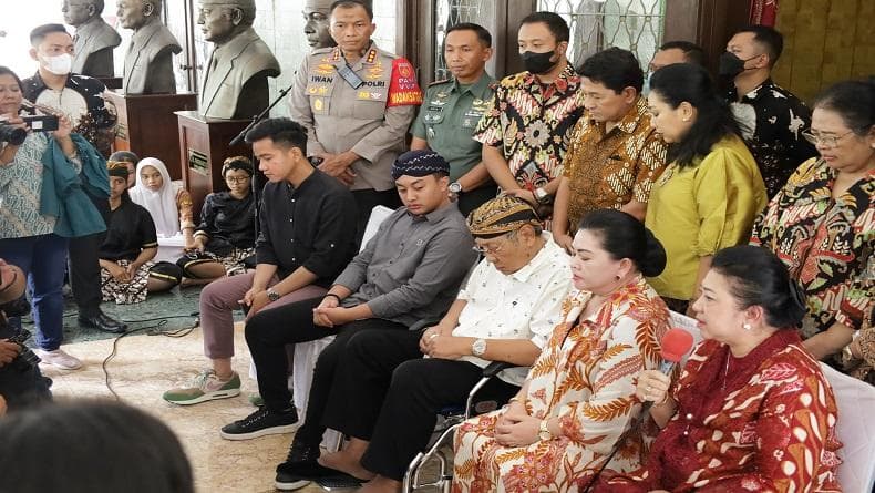 Usai Bertemu Gibran, Kubu Bertikai di Keraton Solo Gaungkan Perdamaian