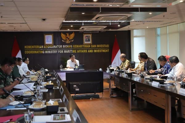 Luhut Targetkan Belanja Produk Dalam Negeri 95 Persen Anggaran Barang-Jasa di 2023