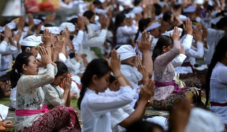 Kenapa Bali Satu-satunya Daerah Hindu di Indonesia? Begini Sejarahnya