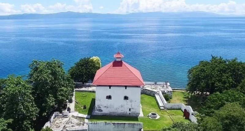 Surga Indah di Negeri Hila Ambon dengan Pemandangan Luar Biasa, seperti Ini Suasananya!