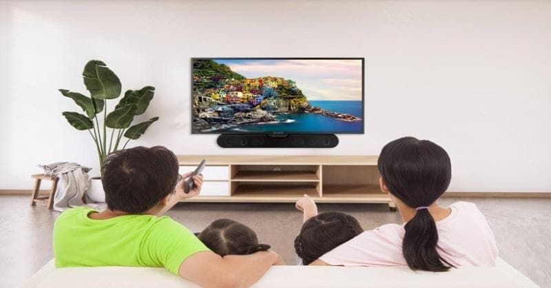 Cara menyambungkan HP ke TV, Nggak Perlu Bantuan Kabel HDMI!