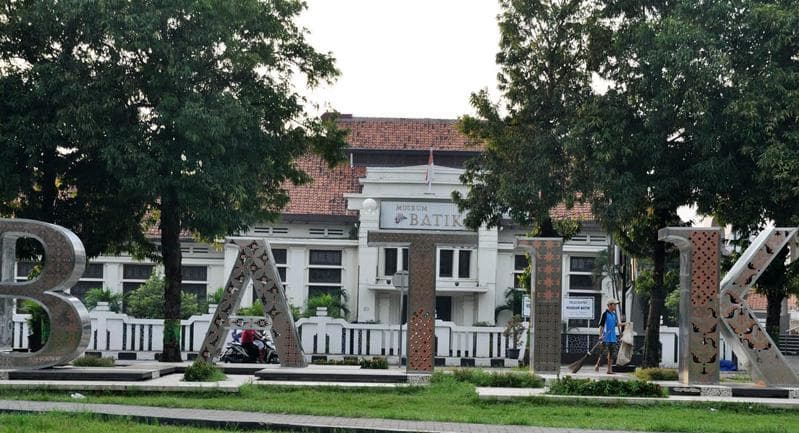 Asal Usul Pekalongan, dari Kisah Bahureksa Buka Hutan Angker hingga Perjalanan Bujangga Manik Asal Usul Pekalongan, dari Kisah Bahureksa Buka Hutan Angker hingga Perjalanan Bujangga Manik