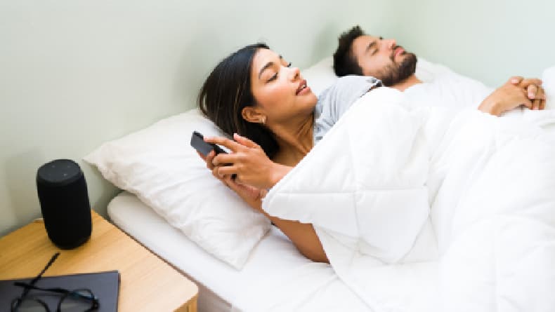 Tanda-tanda Pasangan Selingkuh yang Harus Diwaspadai, Simak di Sini!