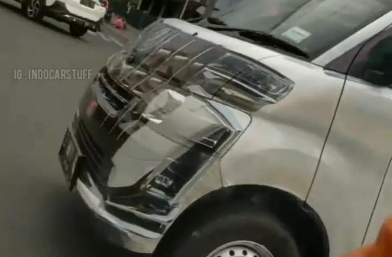 Viral Gran Max Berwujud Alphard Jadi-jadian, Netizen Ikut Mendoakan: Bismillah Dulu