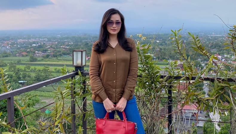 Potret Christy Jusung, Mantan Istri Hengky Kurniawan yang Cantik di Usia 40 Tahun
