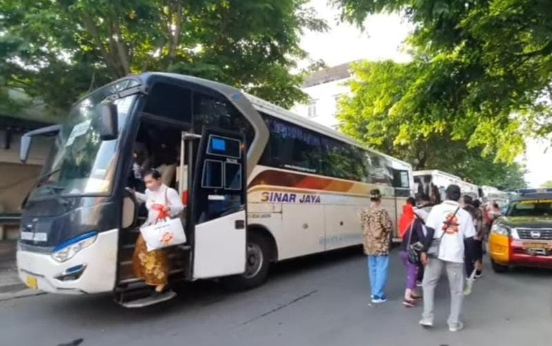 2 PO Bus Pernah Digunakan Presiden untuk Pernikahan, Ada Milik Sultan Palur dan Raja Bus dari Bekasi 2 PO Bus Pernah Digunakan Presiden untuk Pernikahan, Ada Milik Sultan Palur dan Raja Bus dari Bekasi