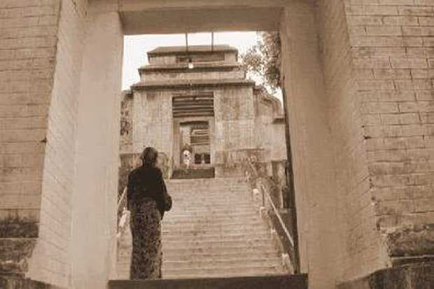 InI Daftar 5 Tempat Ziarah di Yogyakarta Paling Populer