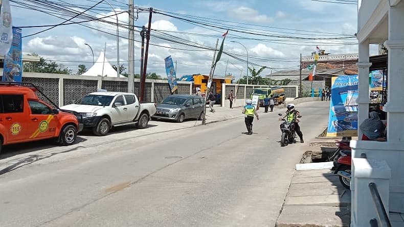 Jokowi Datang, Jalan Katapang Andir Bandung Mulus dan Lampu Terang