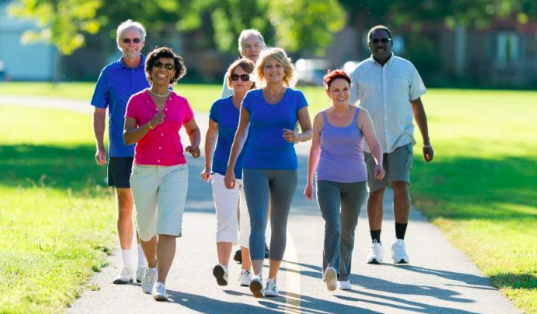 Gampang Banget Ini Cara Mengecilkan Perut Buncit, Jalan Kaki Salah Satunya