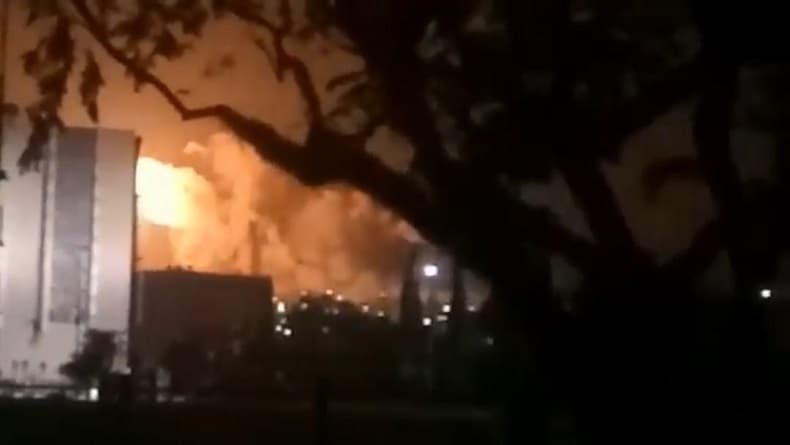 Rumah Warga Rusak Terdampak Kilang Pertamina Dumai Meledak dan Terbakar