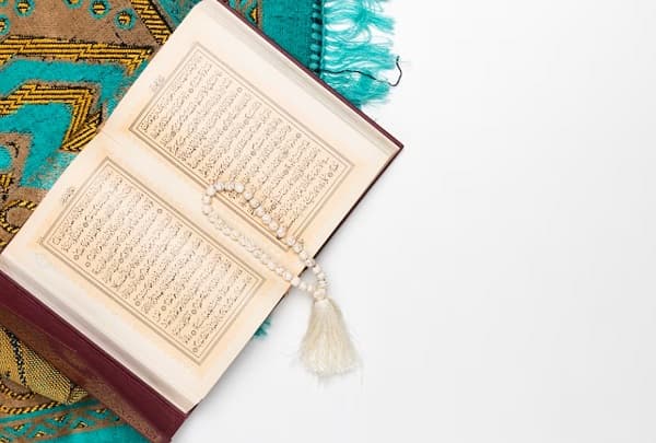 Hukum Bacaan Mad Thobi'i, Pengertian, Jenis, dan Contohnya