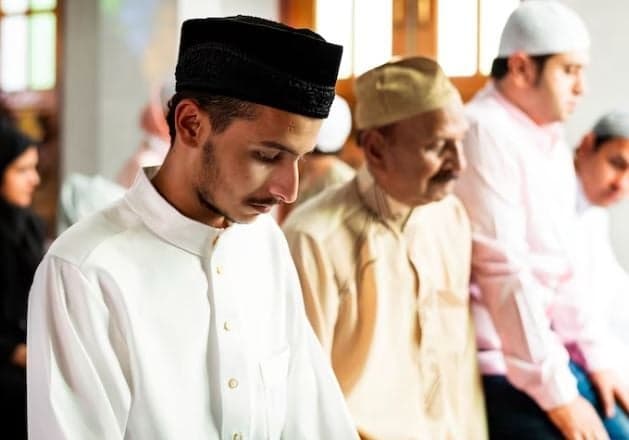 8 Amalan di Malam Hari Raya Idul Fitri 2024 yang Perlu Diamalkan Umat Muslim
