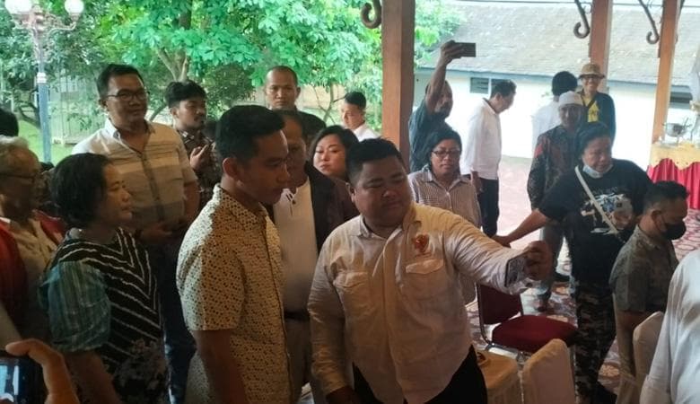 Gibran Persilakan Relawan Tentukan Pilihan Capres yang Didukung