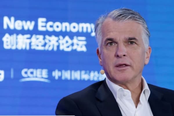 Sosok CEO UBS Sergio Ermotti, Gagal Jadi Pemain Bola Sukses Jadi Bankir Kelas Kakap