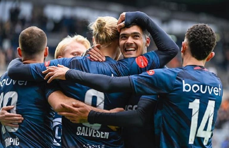 Shayne Pattynama Tangguh! Viking FK Libas Aalesund dan Tembus Posisi 2 Liga Norwegia