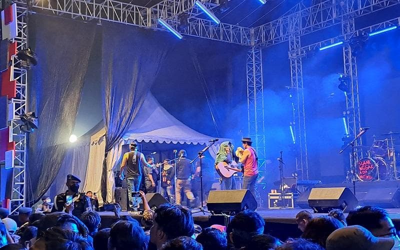 Konser Slank HUT Semarang Diwarnai Kerusuhan, Diduga Ulah Penonton Tanpa Tiket