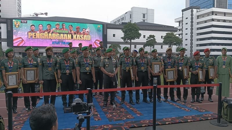 16 Atlet TNI AD Raih Medali SEA Games 2023, KSAD Jenderal Dudung Beri Penghargaan