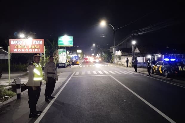Perbatasan Piyungan Dijaga Ketat, Polisi Kerahkan Puluhan Personel Antisipasi Massa dari Timur Masuk ke Jogja