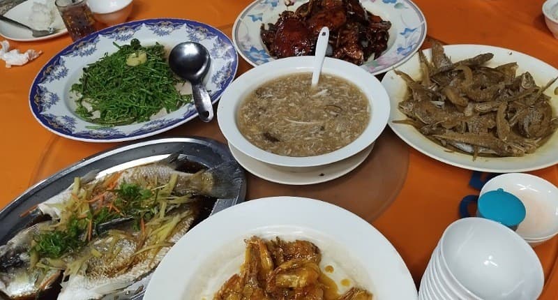 Mencicipi Ikan Gonjeng Khas Malaysia, Digoreng Kering dan Disantap dengan Nasi Lemak