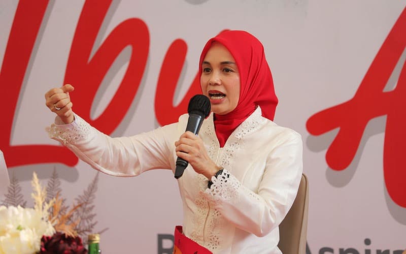 Potret Siti Atikoh Istri Ganjar Pranowo Perjuangkan Hak Perempuan, Dipuji Menteri PPPA Bintang Puspayoga