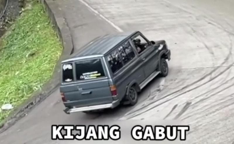 Viral Kijang Kotak Bolak-balik di Tikungan Sitinjau Lauik, Tenaganya Nggak Ngotak