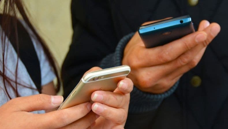 7 Cara Nabung Buat Beli Hp yang Efektif, Dijamin Berhasil!