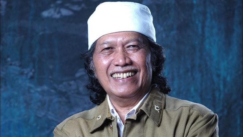 Cak Nun Sakit, Jadwal Pentas Kyai Kanjeng di Pasuruan Dibatalkan
