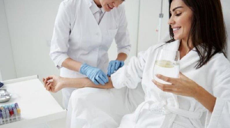 Apa Pantangan Setelah Infus Whitening? Makan Pedas Salah Satunya