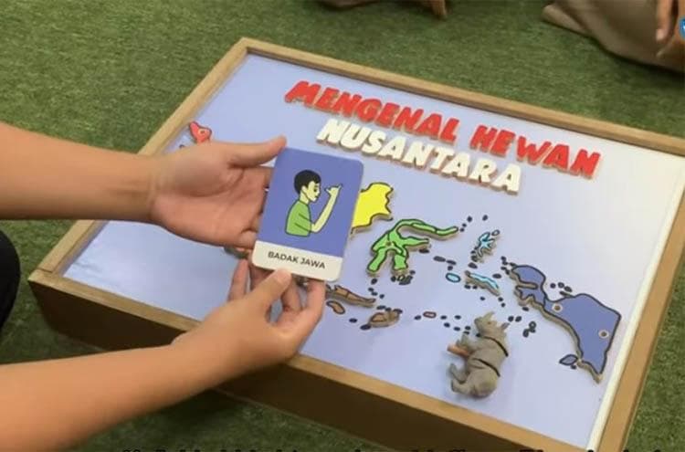 Dosen Pendidikan Luar Biasa UNY Bantu Pembuatan Alat Peraga Edukatif bagi Siswa Disabilitas