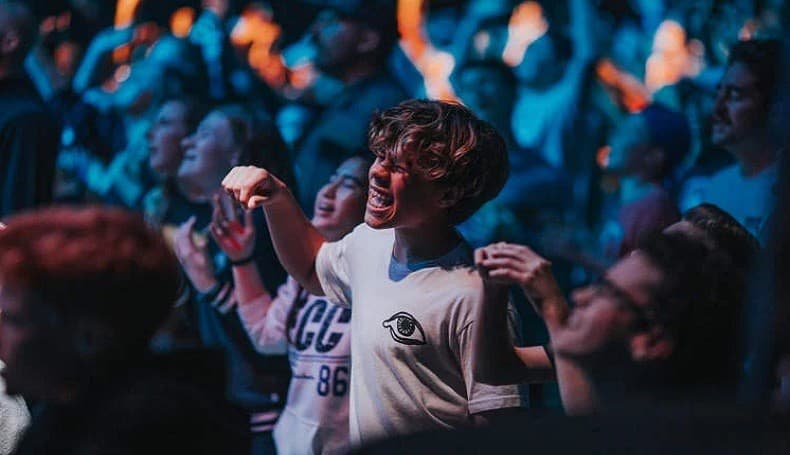 Menyeramkan Paru-Paru Pria Berusia 19 Tahun Pecah saat Nonton Konser, Kenapa?