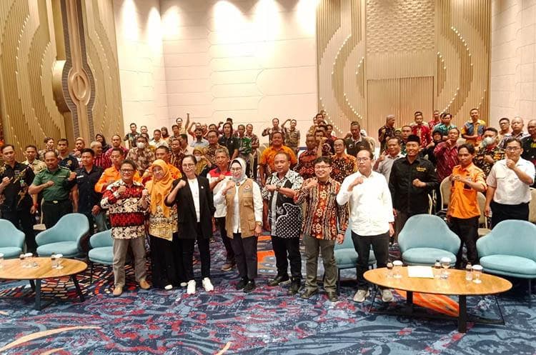 Anggota DPR My Esti Wijayati Sebut Masalah Sampah Jadi Bencana Sosial di Jogja Anggota DPR My Esti Wijayati Sebut Masalah Sampah Jadi Bencana Sosial di Jogja