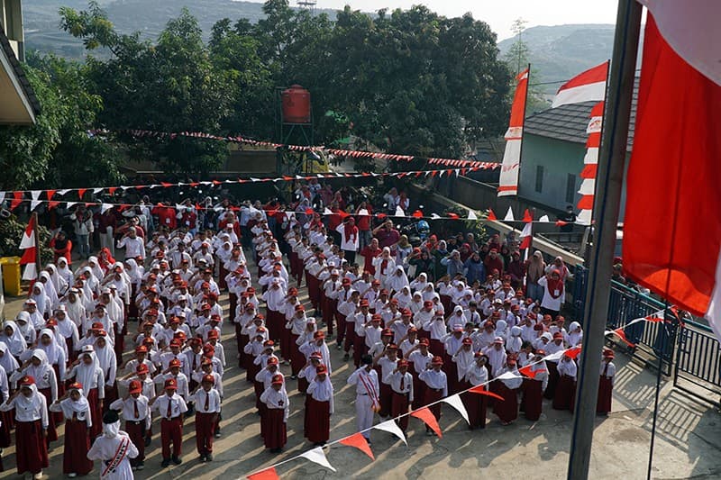 5 Contoh Ikrar Halal Bihalal di Sekolah, Penuh Haru dan Khidmat