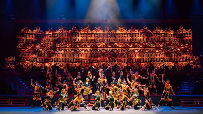 Bangga Budaya dan Sejarah Indonesia, 300 Seniman Sukses Pentaskan Pagelaran Sabang Merauke