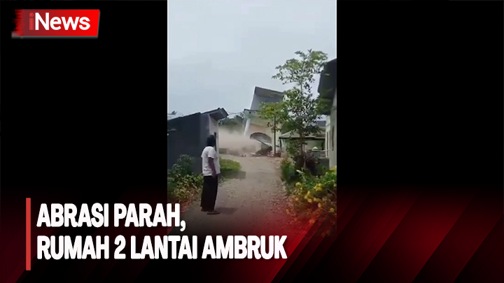 Detik-Detik Rumah 2 Lantai Ambruk Masuk Sungai Terekam Video Amatir di Langkat Detik-Detik Rumah 2 Lantai Ambruk Masuk Sungai Terekam Video Amatir di Langkat