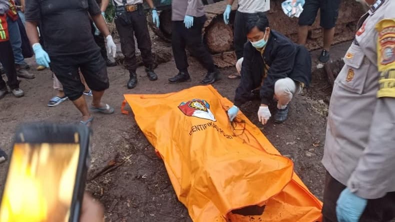 Sadis, Suami di Dumai Bunuh Istri Dibantu 2 Anaknya yang Masih Remaja