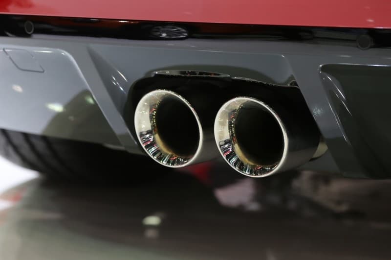 Cara Benar Memanaskan Mesin Mobil, Paling Lama Berapa Menit?