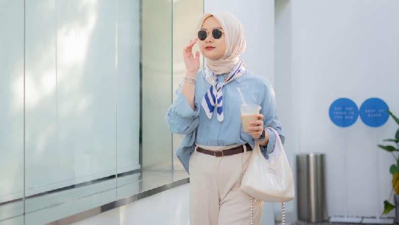 5 Potret Mantan Asnawi, Kecantikannya Tak Kalah dari Fuji