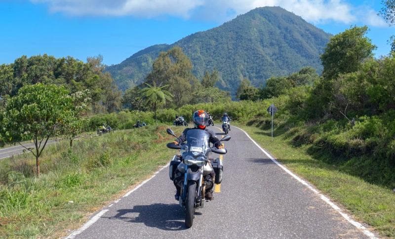 Solo Touring Jarak Jauh Naik Motor, Cek Jalur Aman Hindari Daerah Rawan Begal