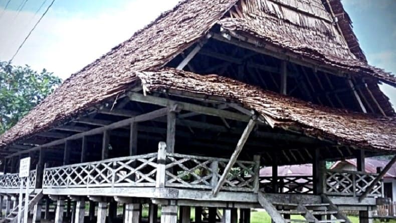 Mengenal Rumah Baileo, Dahulu Dibangun di Atas Fondasi Berisi Tengkorak Manusia