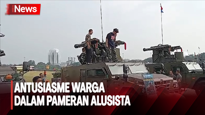 Pameran Alusista Menarik Perhatian Pengunjung di Monas