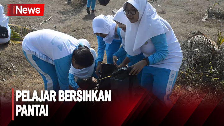 Ratusan Pelajar SMA di Cilacap Bersihkan Pantai Teluk Penyu