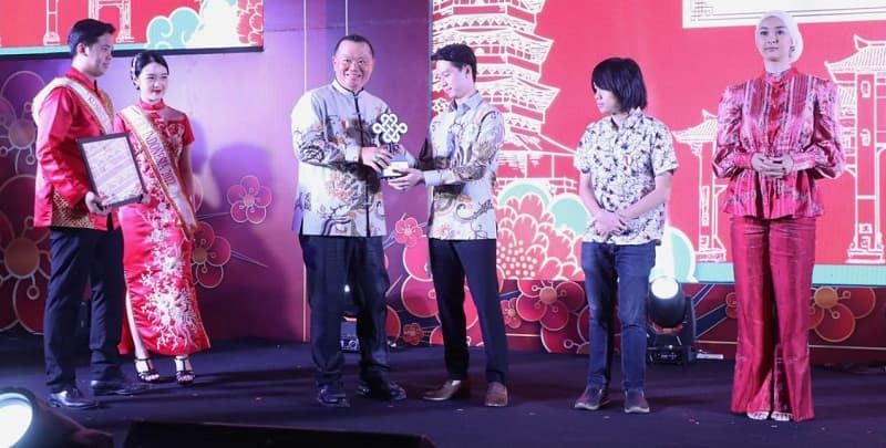 Kevin Sanjaya Sabet Penghargaan PSMTI Berdasarkan Survei MarkPlus Institute