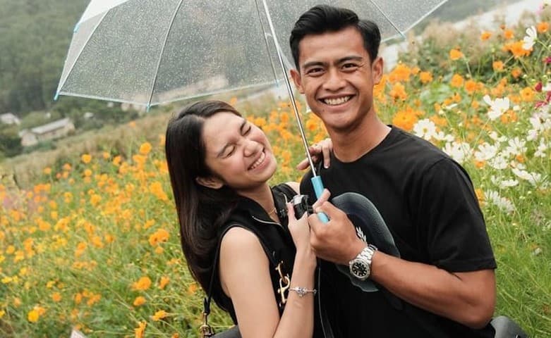 Pratama Arhan Pamer Foto Mesra dengan Sang Istri, Komentar Asnawi Bikin Ngakak Netizen