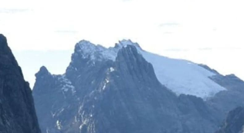 5 Tempat Panjat Tebing Tertinggi di Indonesia, Salah Satunya Masuk Daftar 7 Puncak Dunia