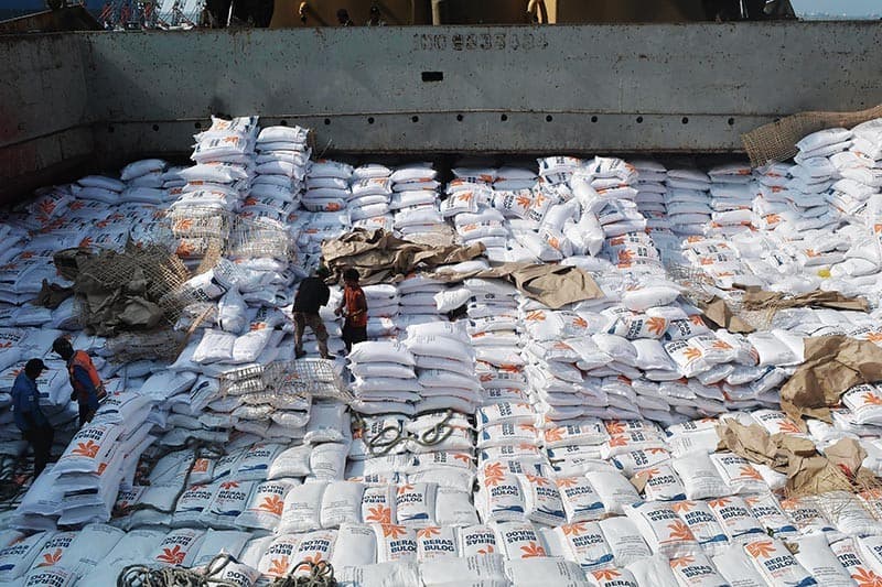 Bulog Sebut 650.000 Ton Beras Impor Sudah Masuk RI