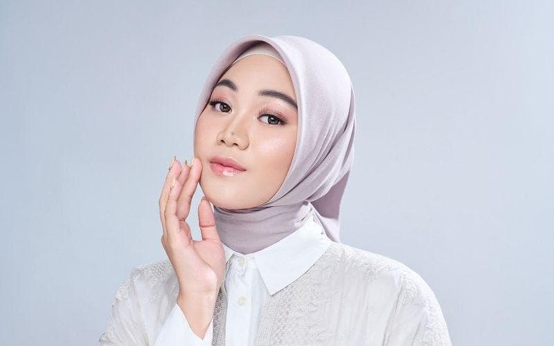 Profil dan Biodata Fadhilah Intan, Guru Ngaji Pengisi Soundtrack Film Air Mata di Ujung Sajadah