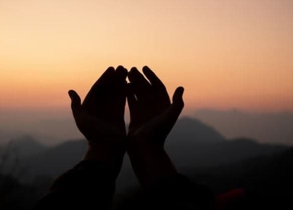 Bacaan Hasbunallah Wanikmal Wakil Beserta Arti dan Keutamaannya