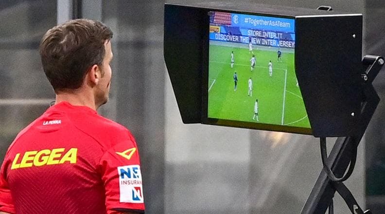 VAR di Piala Dunia U-17 2023 Tak Digunakan di Liga 1, Ada Masalah Apa?